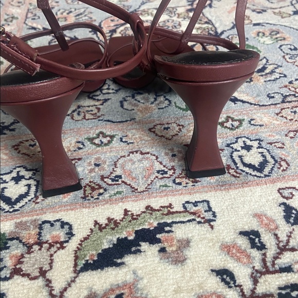 Marc Fisher Dennie Ankle Strap Sandal Square Toe Brown size 8.5 - Picture 5 of 8